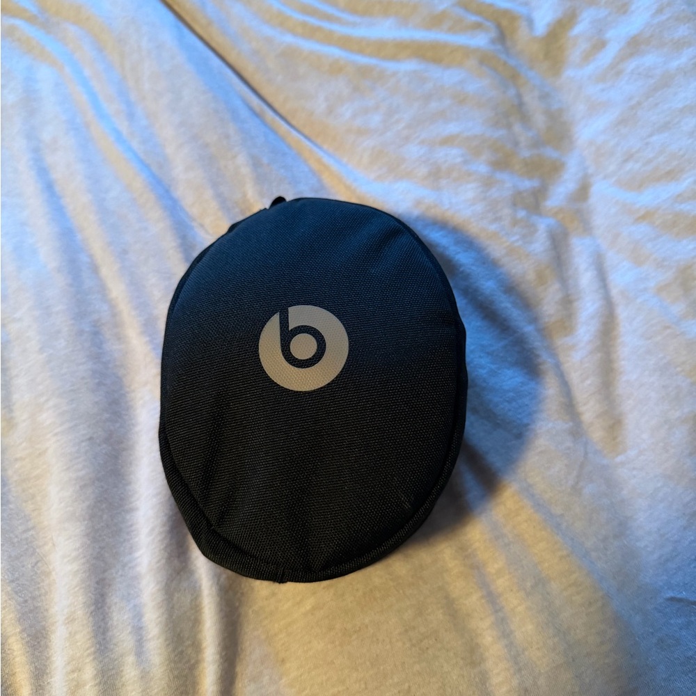 Beats by Dre Black Travel Case with Silver 'b' Logo